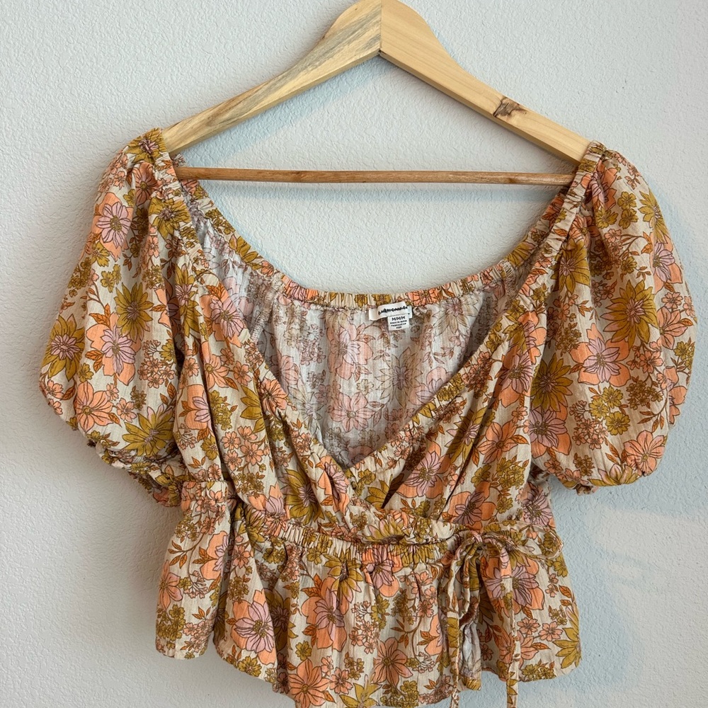 American Eagle Outfitters Floral Blouse in Orange and Brown